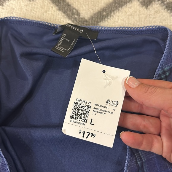 NWT Plaid Mesh Mini Skirt Sz L - Blue - Picture 4 of 5